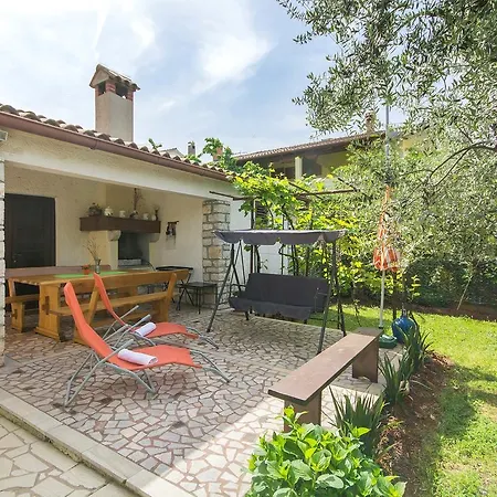 Emili Penzion Poreč