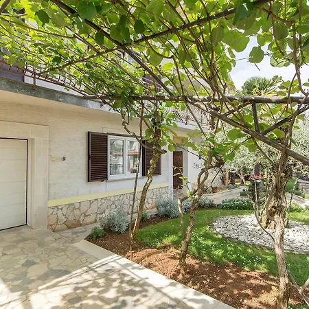 Konukevi Emili Poreč